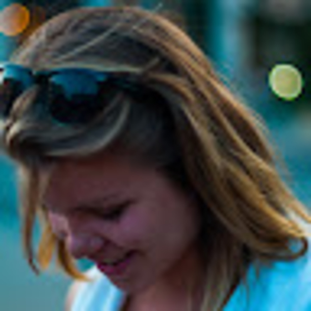 Meet your Posher, Laura
